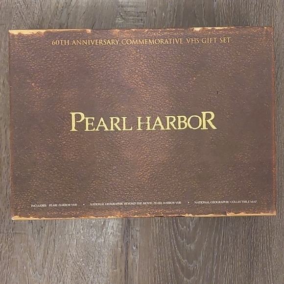 VINTAGE & Rare 60th anniversary edition Pearl Harbor collectable set - Picture 2 of 12
